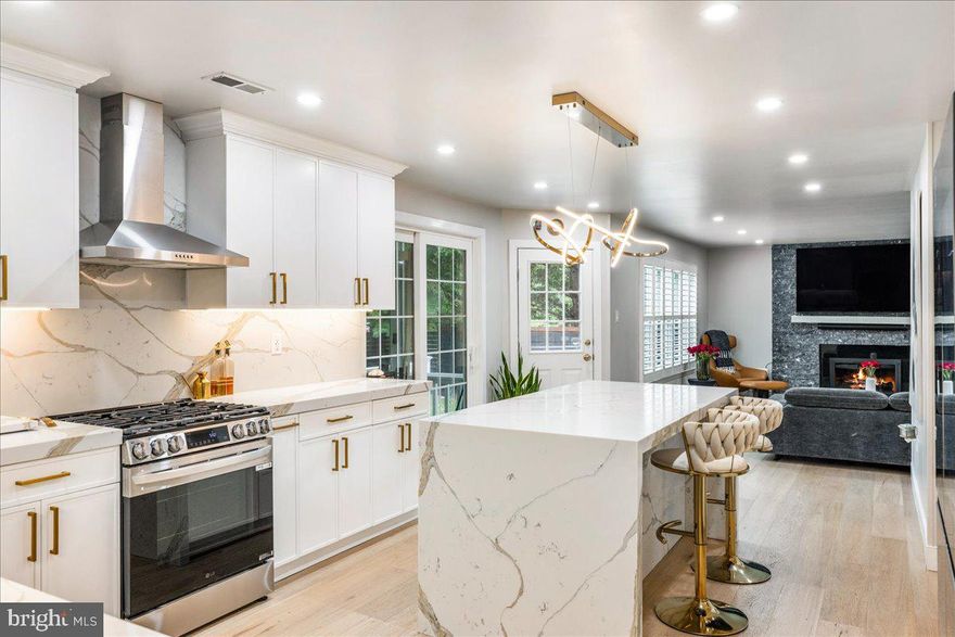 Welcome to this beautifully updated home in Peddlers View, located in the award-winning New Hope-Solebury School District. This move-in-ready residence offers stylish upgrades, modern conveniences, and an unbeatable location. Step inside to discover new oak flooring and fresh paint throughout. The fully remodeled kitchen is a true showstopper, featuring a waterfall island, enhanced lighting, and top-of-the-line appliances including a new LG gas range with vent hood and a Samsung refrigerator. The kitchen flows seamlessly into the inviting family room, where a gas fireplace with a new mantle and hearth is the perfect setting for cozy evenings. Off the kitchen is a fully screened-in sunroom. 
Upstairs, you’ll find three spacious secondary bedrooms that share a generous full bath, plus a large primary suite with a 5-piece ensuite. An additional loft area offers flexibility as a home office, playroom, or reading nook. The home also features a convenient secondary rear staircase off the kitchen. Upstairs windows are adorned with plantation shutters. Further improvements include a new water heater, new gutters, new exterior paint.

Situated a stone's throw from Peddler's Village shopping, recreational parks, New Hope, and Doylestown, this home is ideally located for commuters. This finely updated home at 823 Yearling is a gem of a find, beautifully enhanced, seamlessly turnkey, and perfectly positioned. Welcome to your dream home!