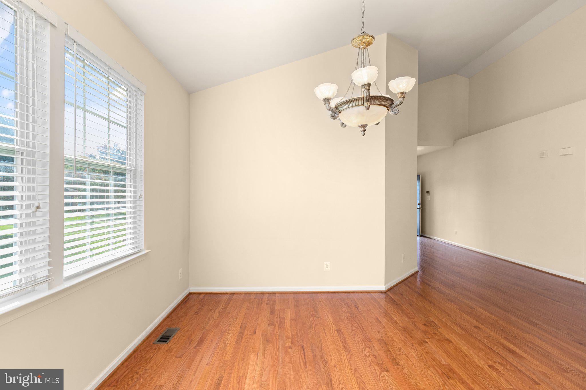 MOORES ORCHARD - Residential