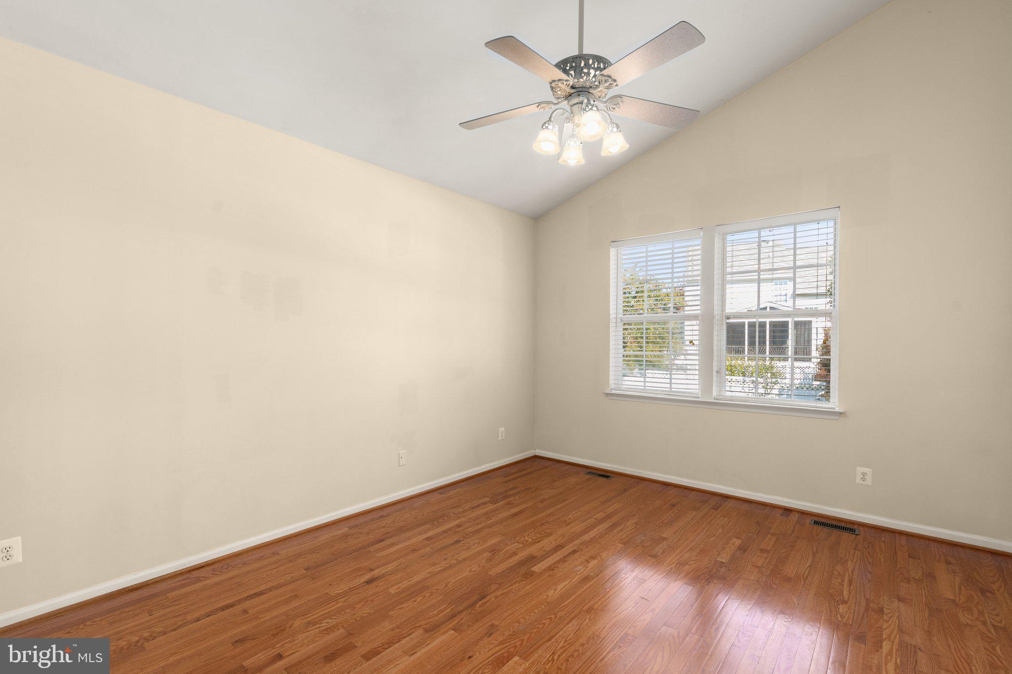 MOORES ORCHARD - Residential