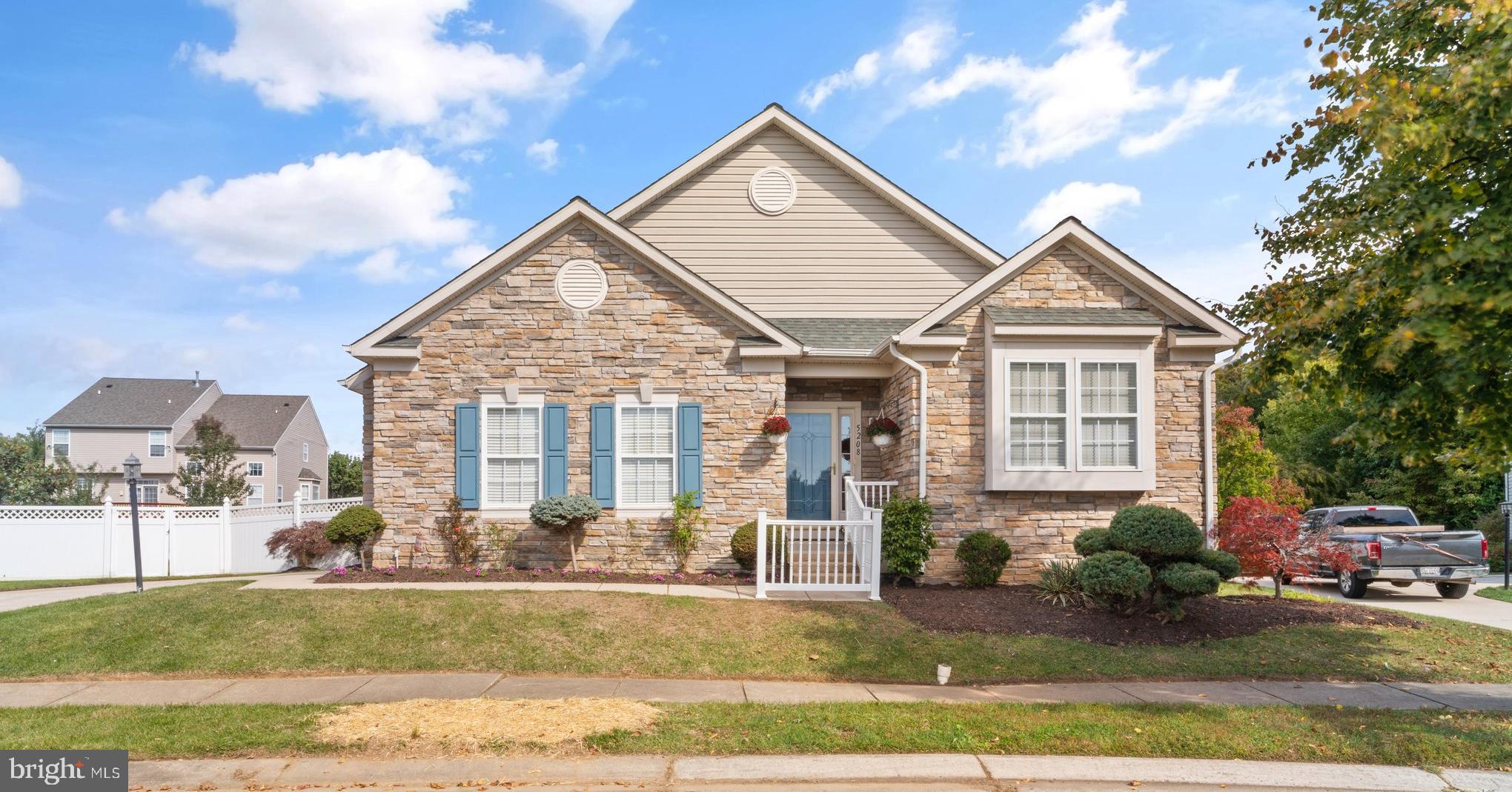 MOORES ORCHARD - Residential