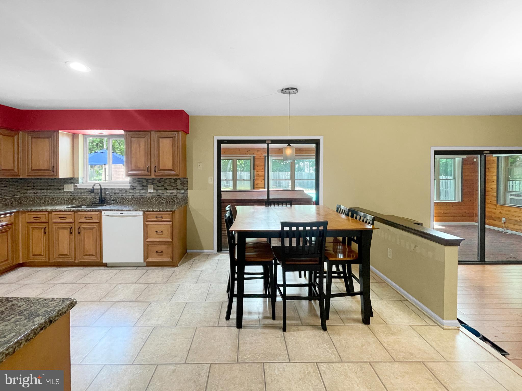 6 HAZELHURST DRIVE