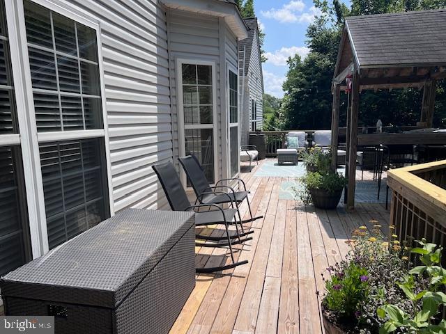 WELLINGTON CHASE ON THE RAPPAHANNOCK - Residential