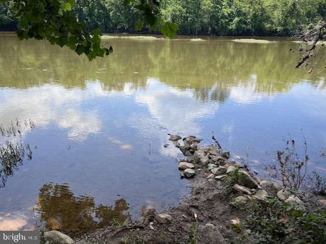 WELLINGTON CHASE ON THE RAPPAHANNOCK - Residential