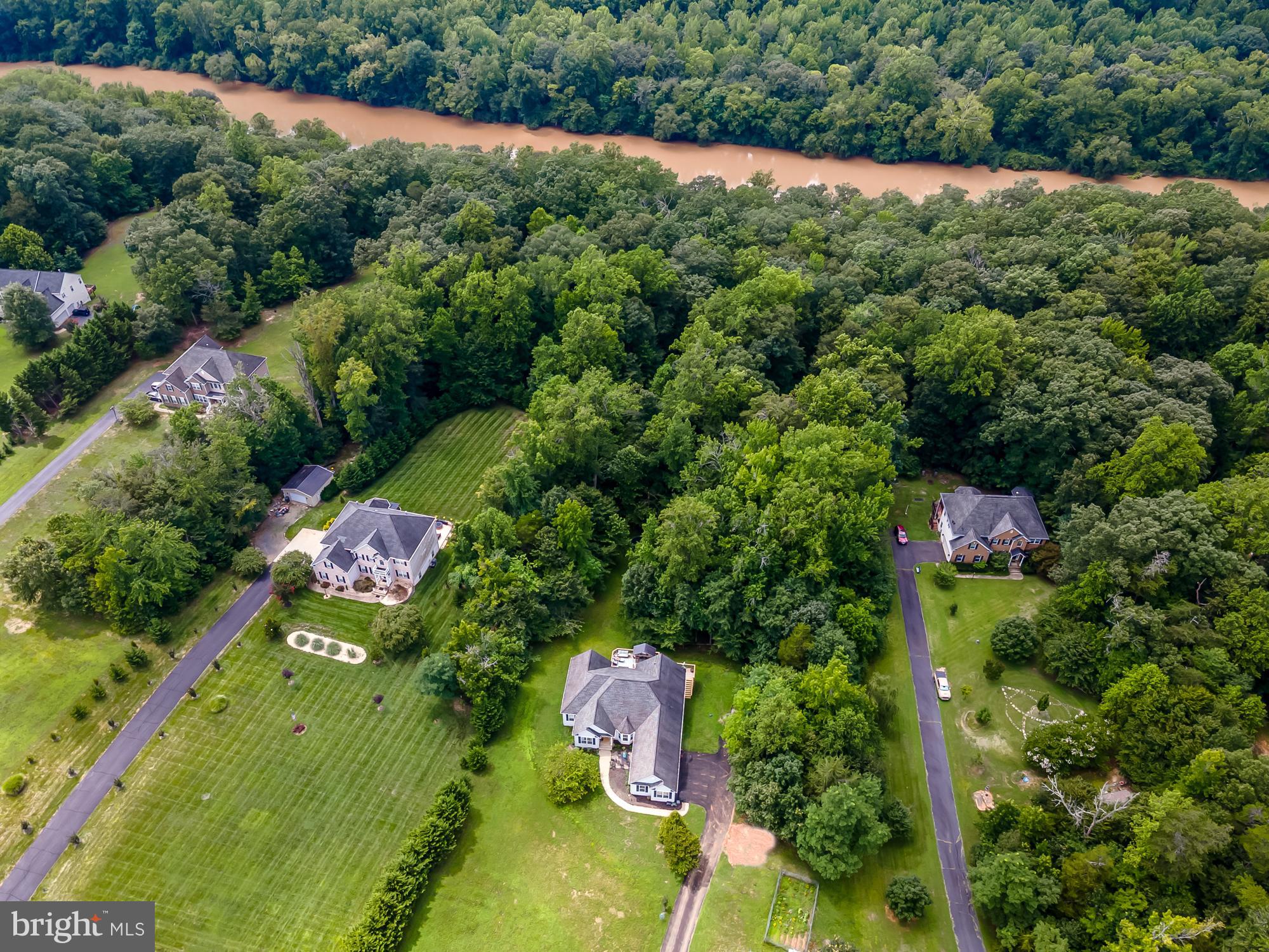 WELLINGTON CHASE ON THE RAPPAHANNOCK - Residential