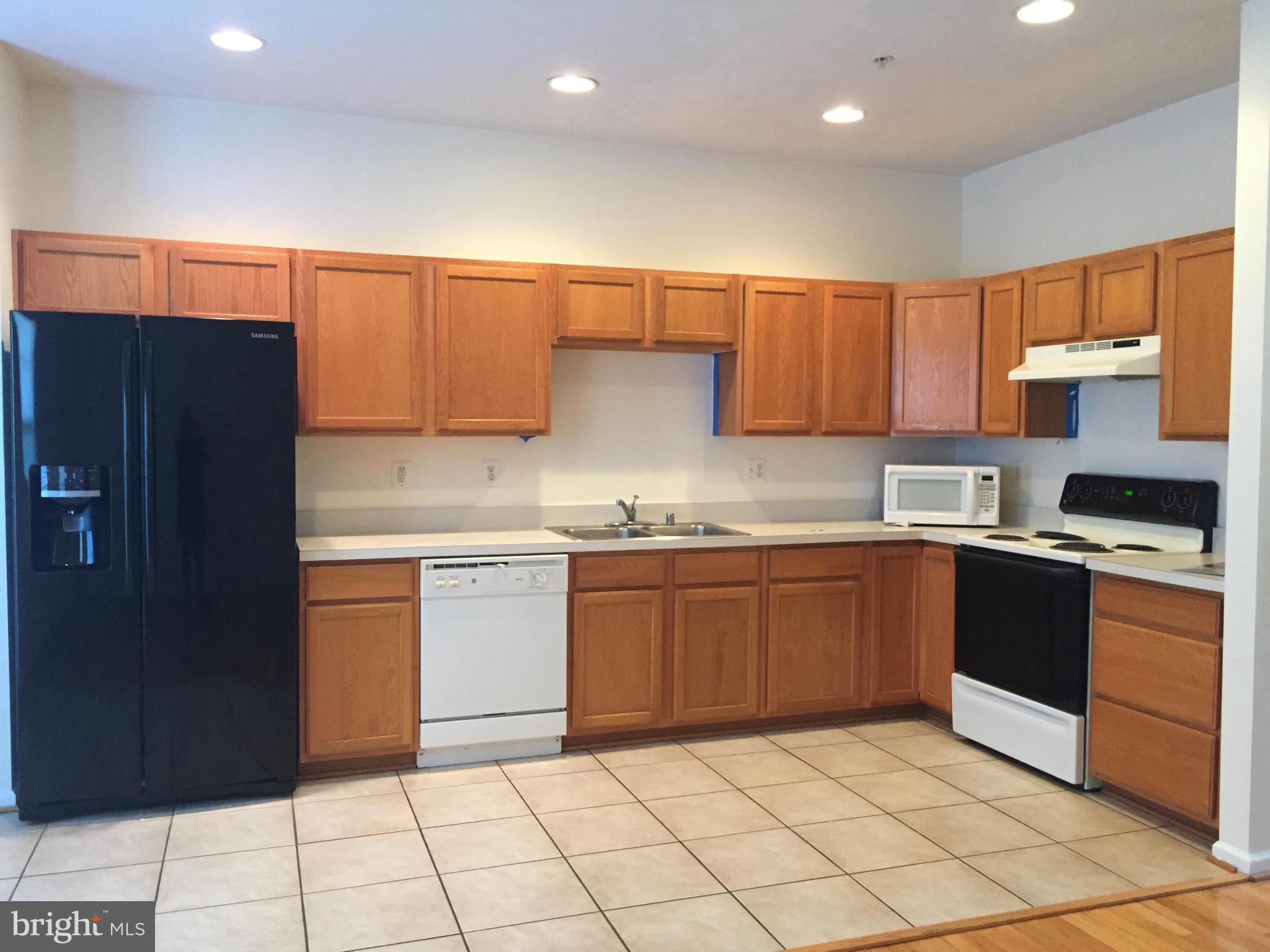 MIRAMAR LANDING - Residential Lease