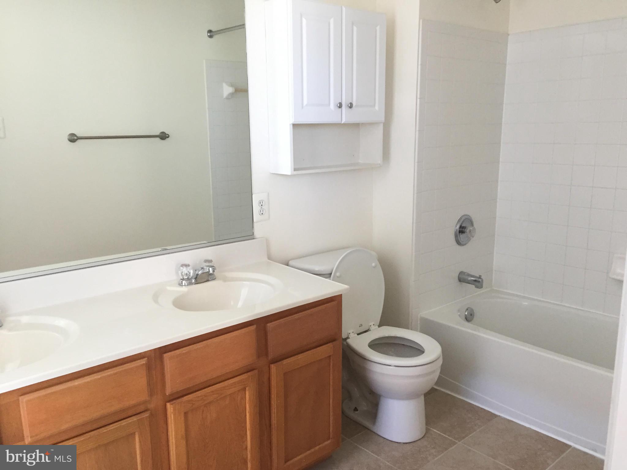 MIRAMAR LANDING - Residential Lease