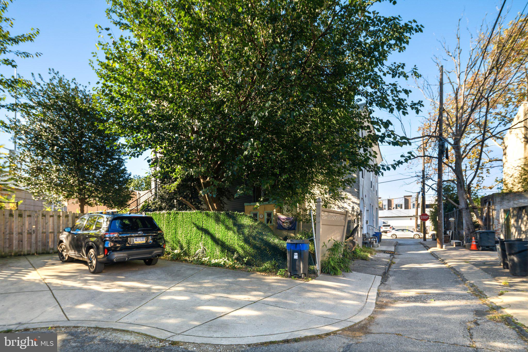 1125 E SUSQUEHANNA AVENUE