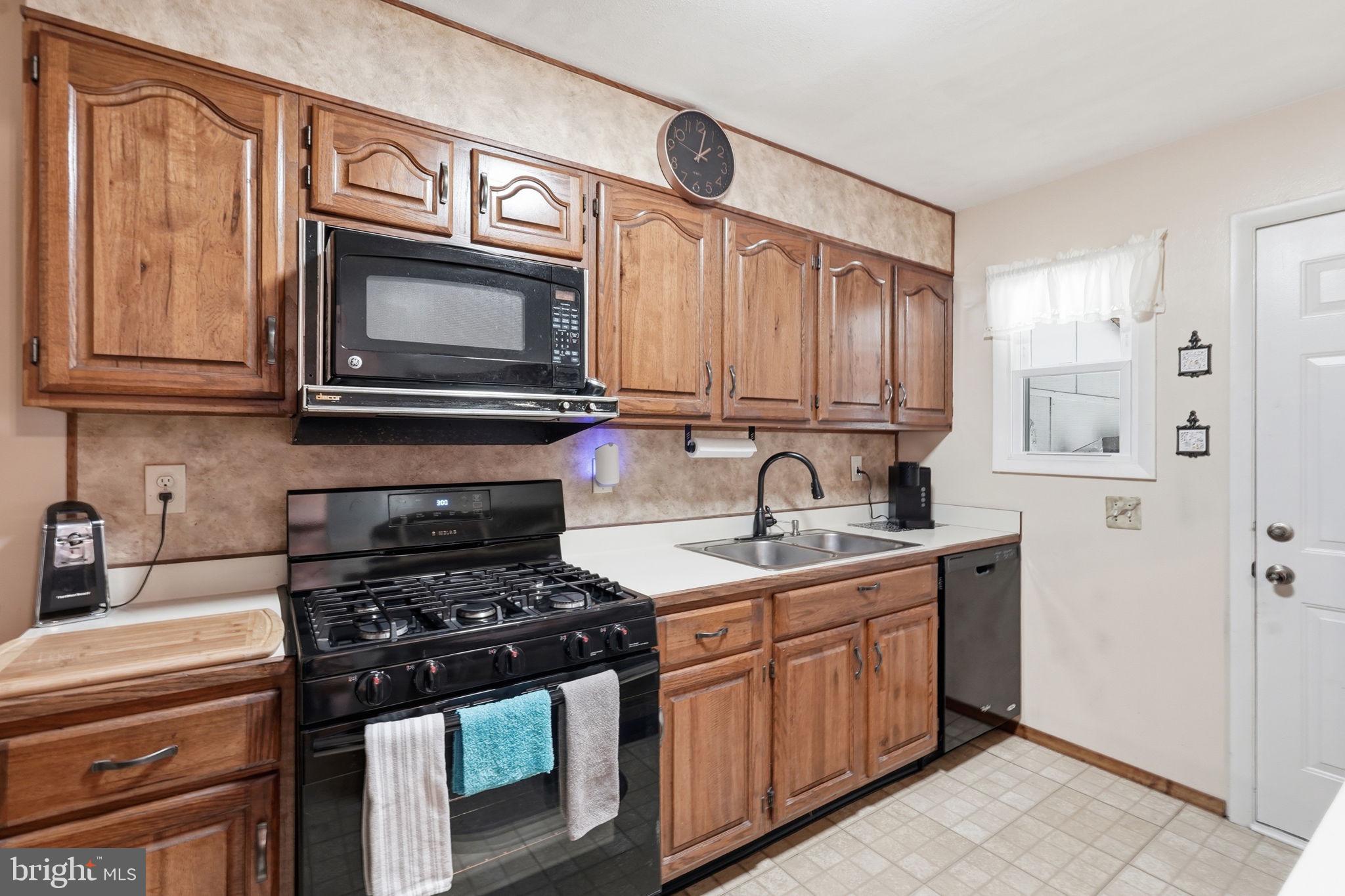 ROCK CREEK ESTATES - Residential