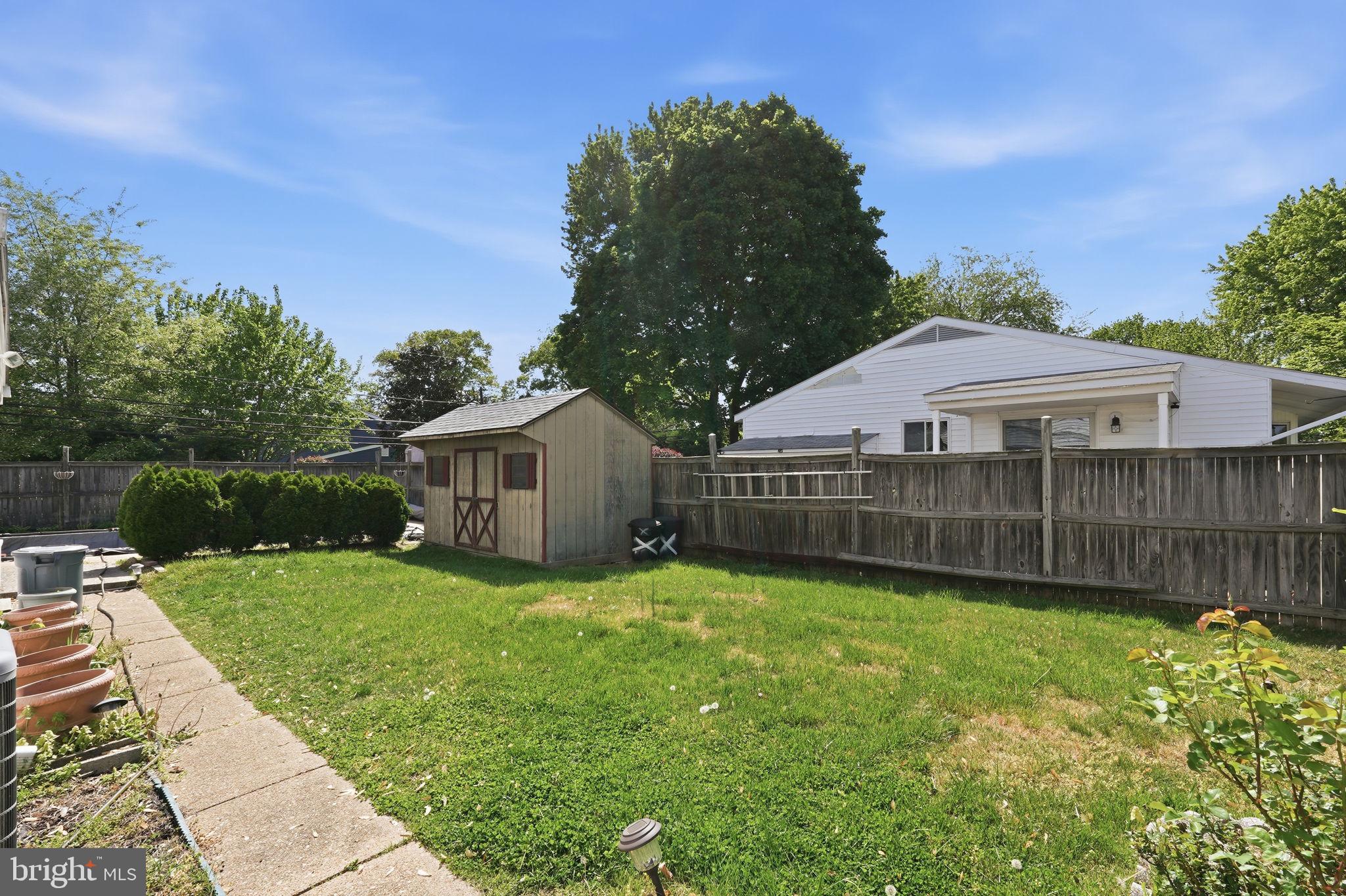 ROCK CREEK ESTATES - Residential