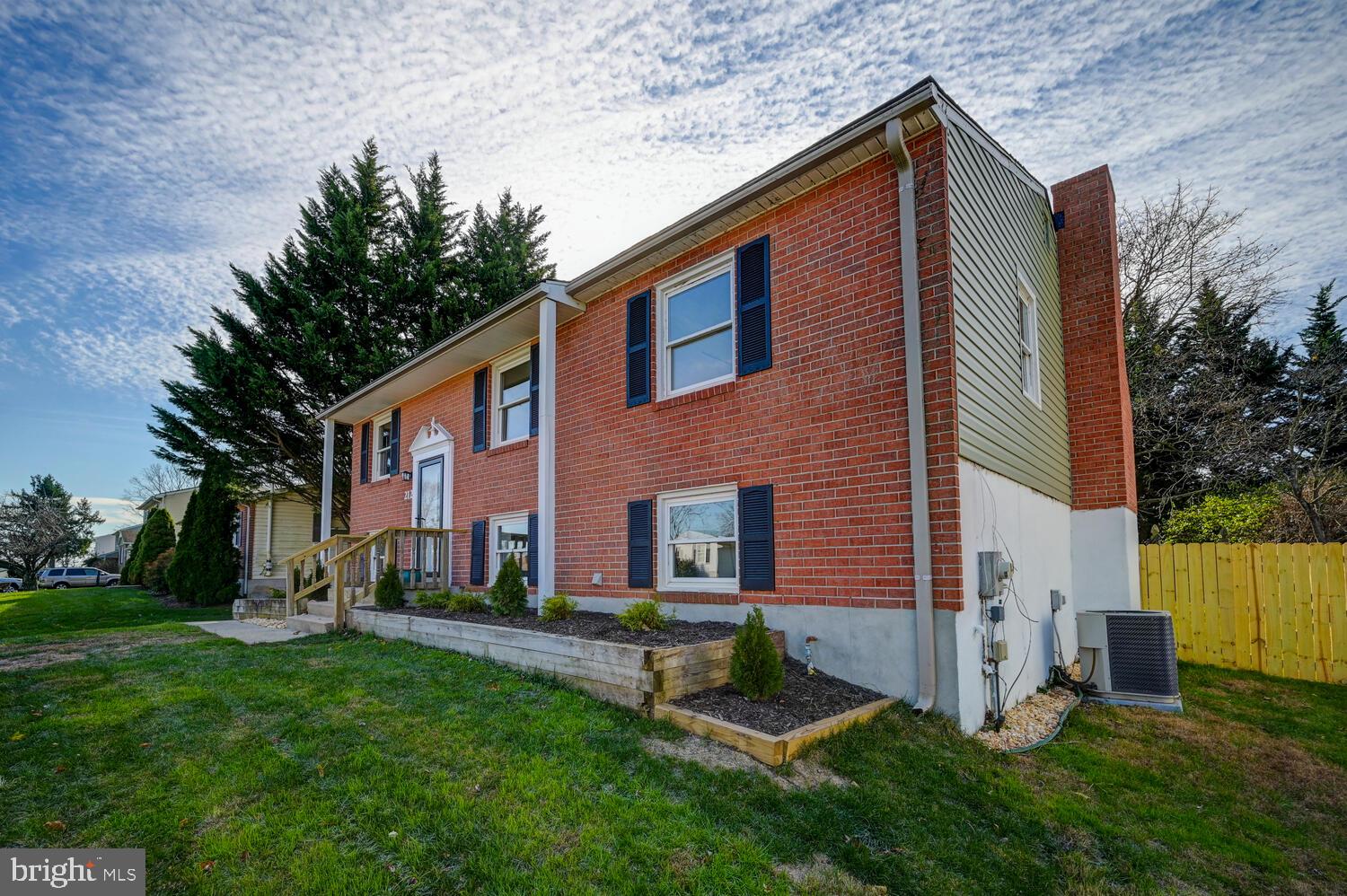 CHARTLEY NORTH - Residential