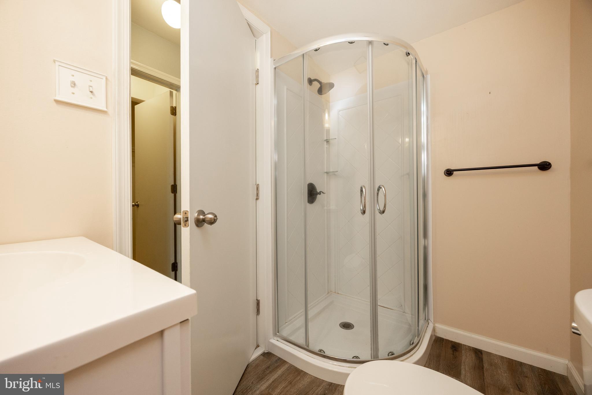 BALLINAHINCH - Residential