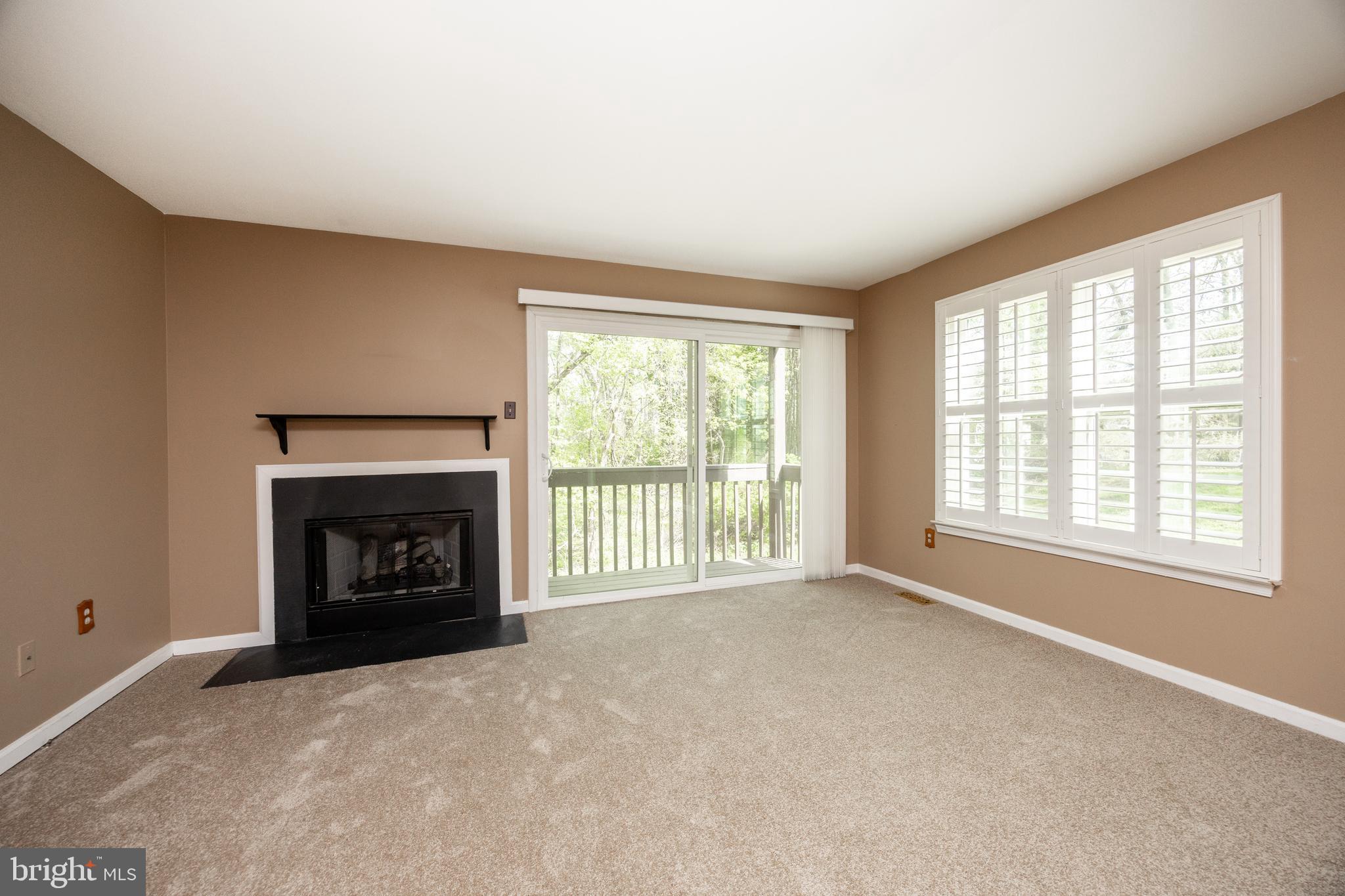 BALLINAHINCH - Residential