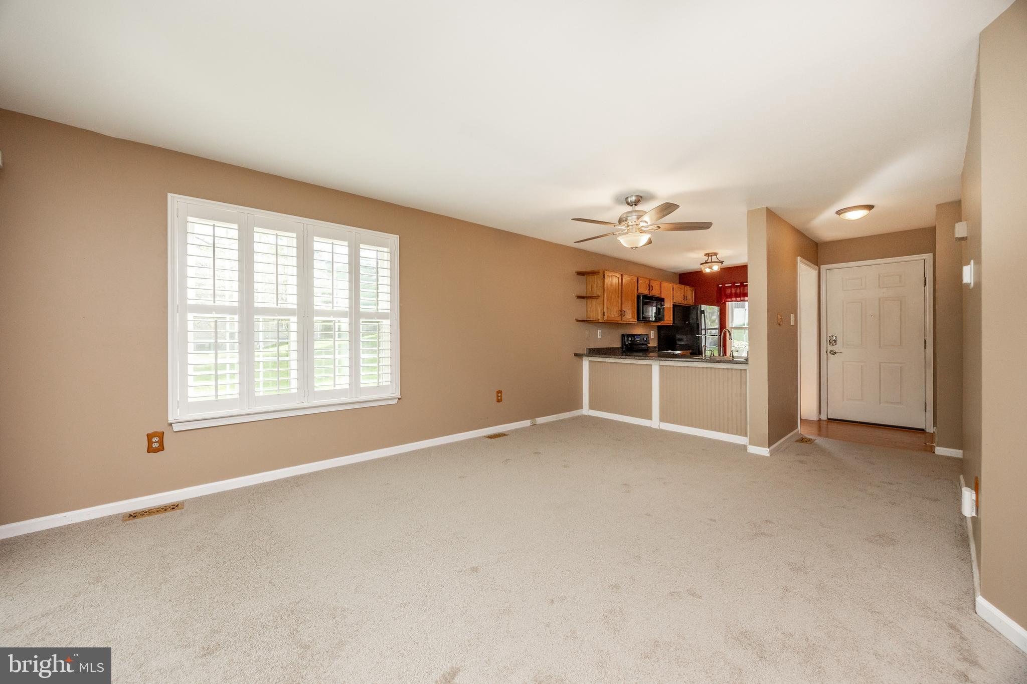 BALLINAHINCH - Residential