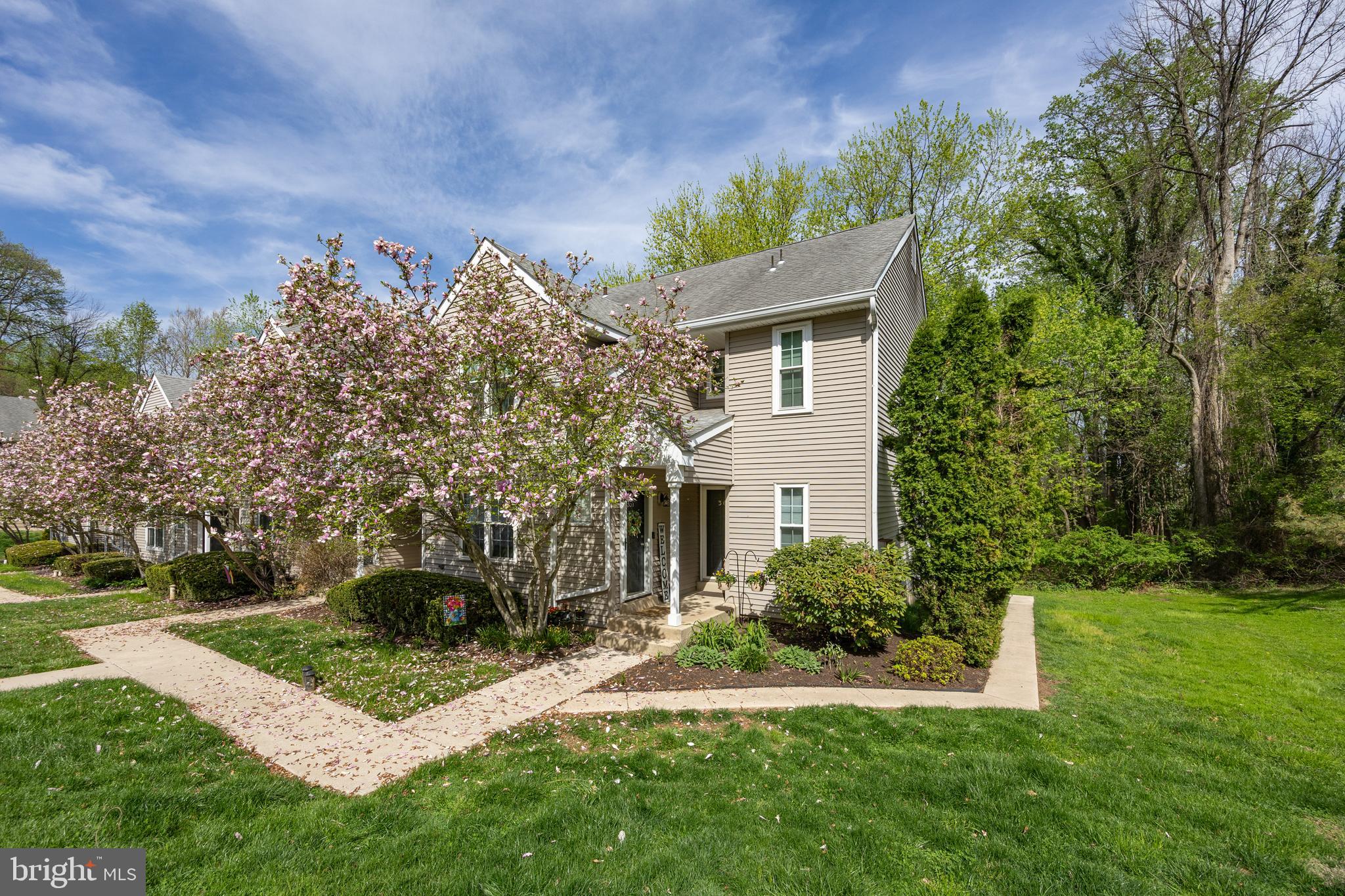 BALLINAHINCH - Residential