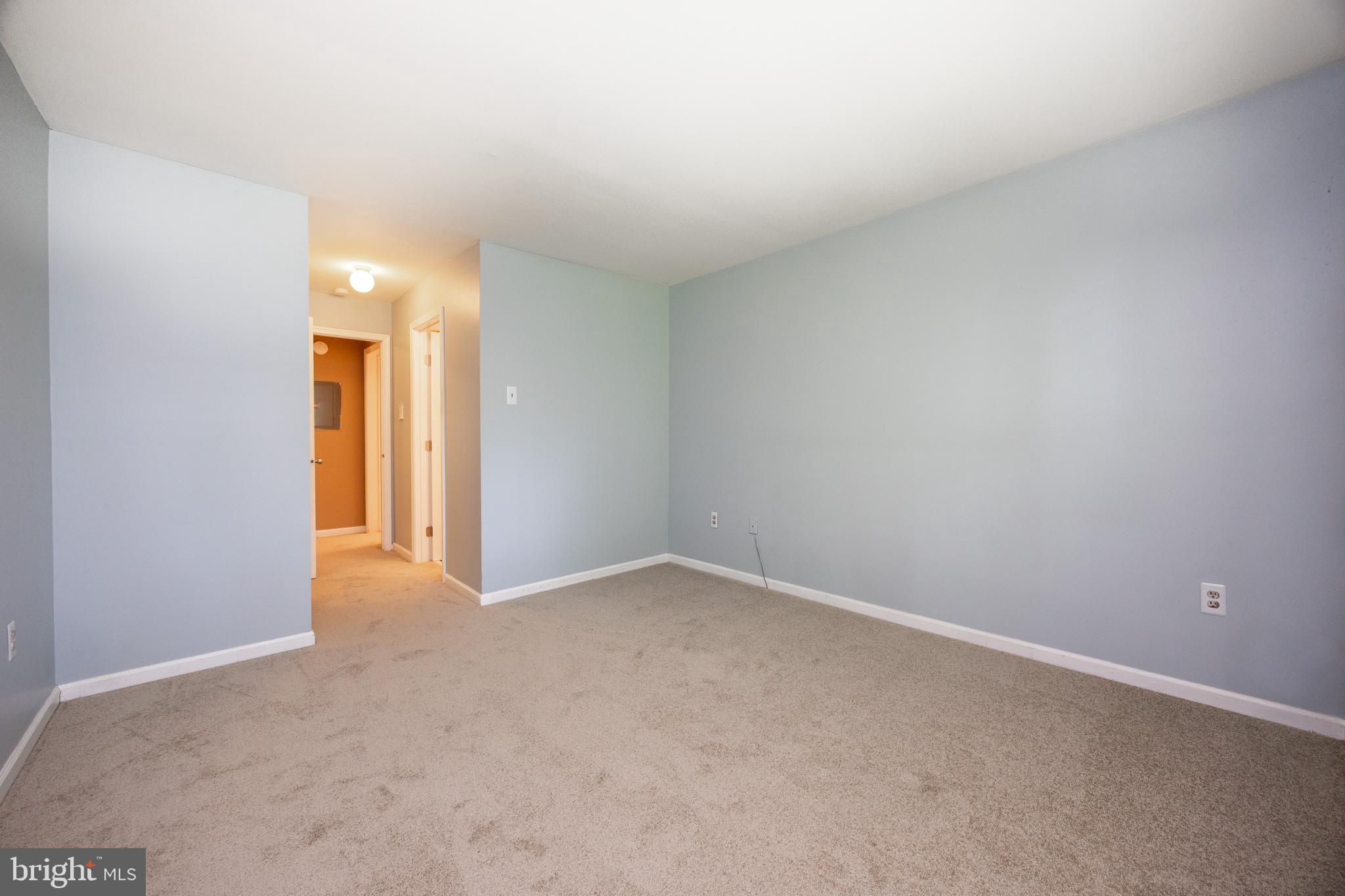 BALLINAHINCH - Residential