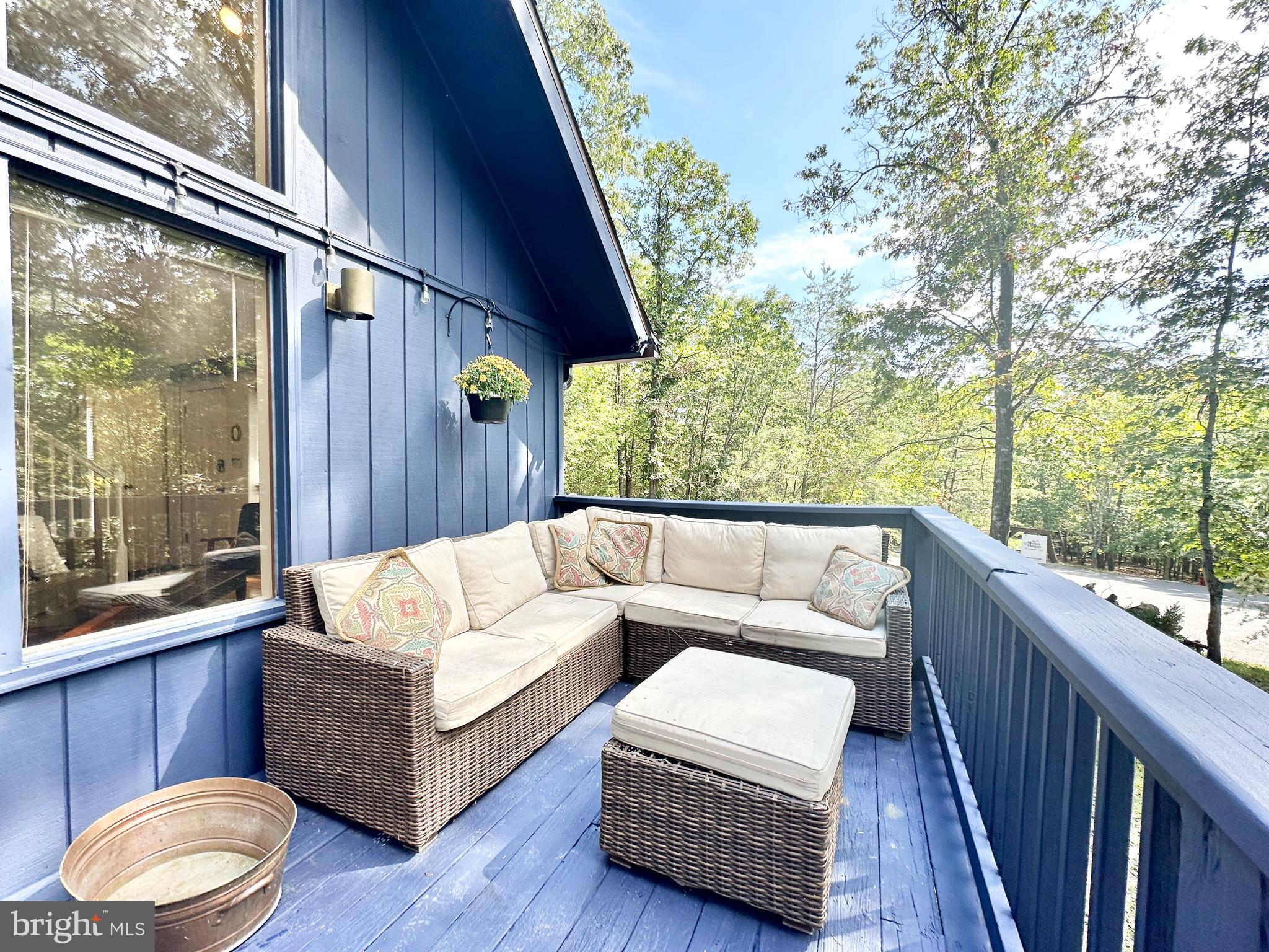 THE WOODS - Residential