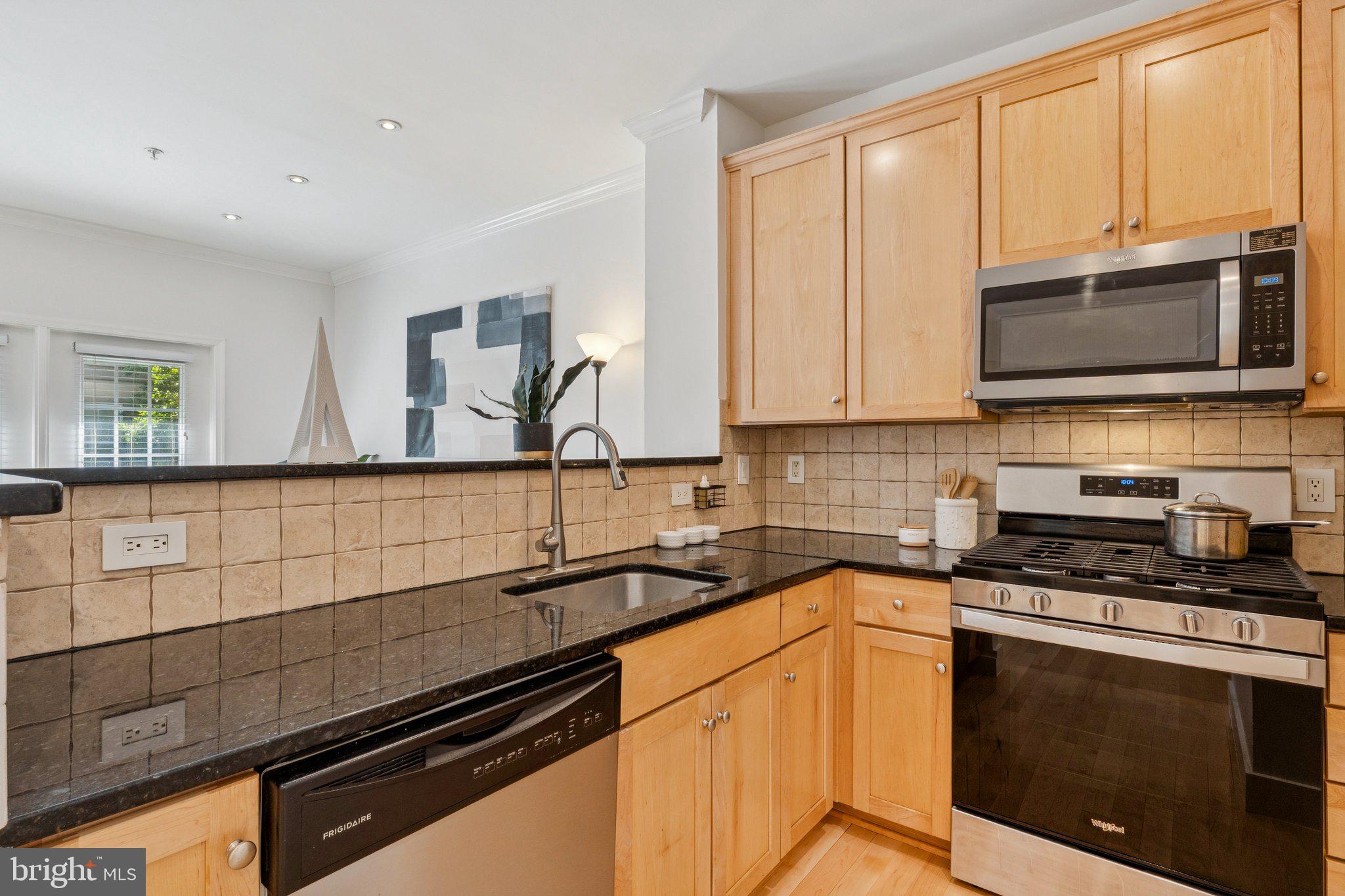 WHITE FLINT STATION - Residential