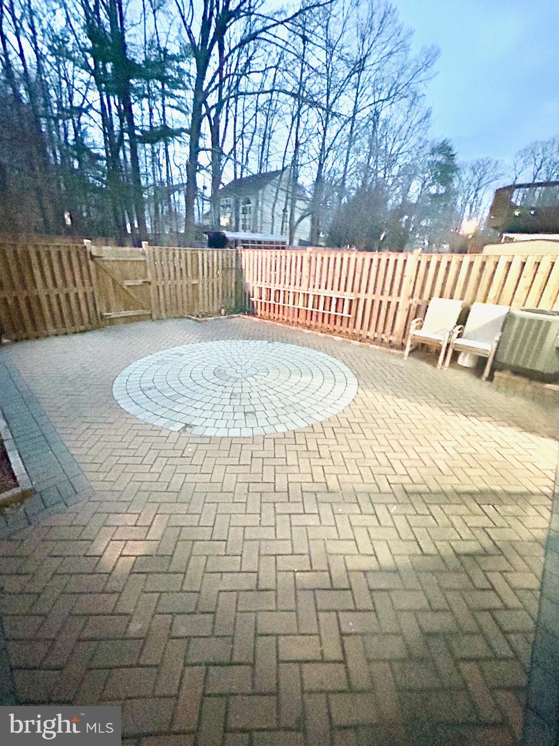 PINEWOOD STATION - Residential Lease