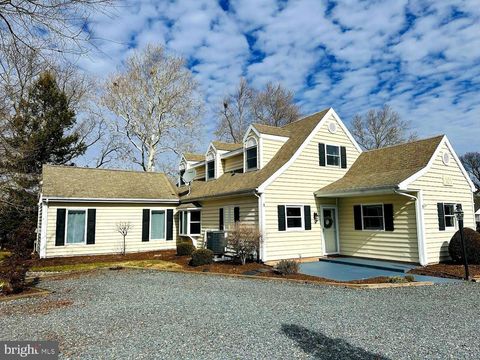 Townhouse For Sale - 101 Records Pond Court #9<br/> LAUREL, DE 19956