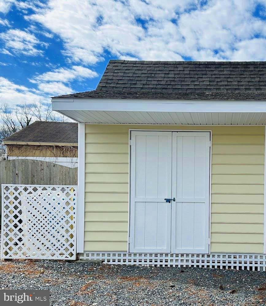 MILL POND ONE - Residential