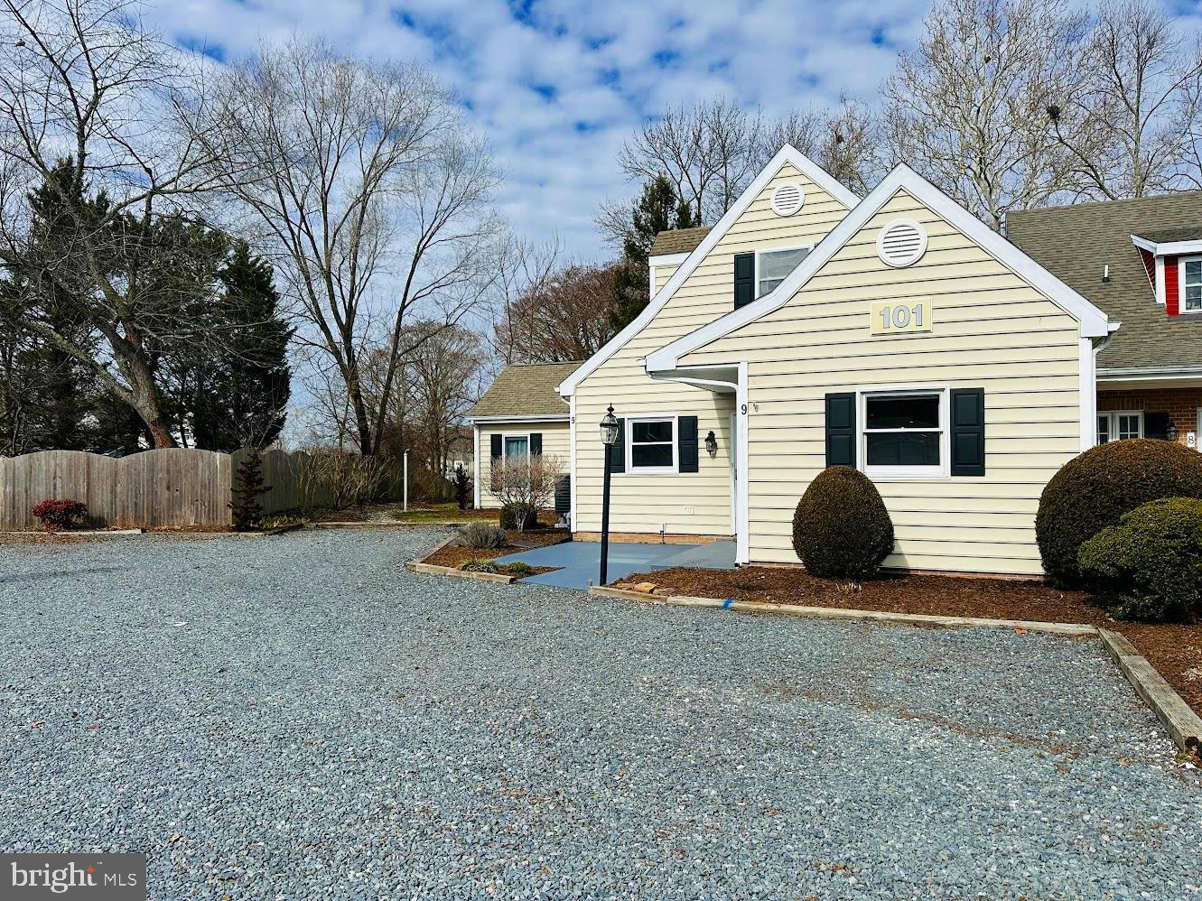 MILL POND ONE - Residential