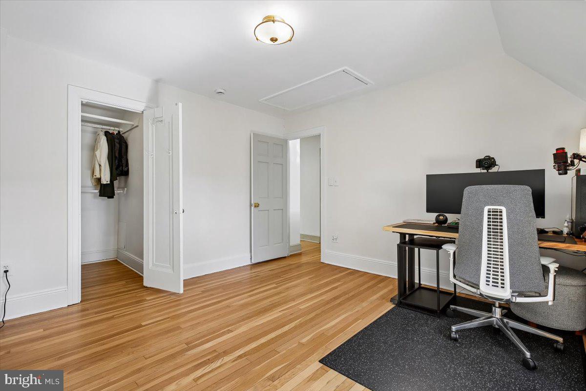 WOODHAVEN - Residential