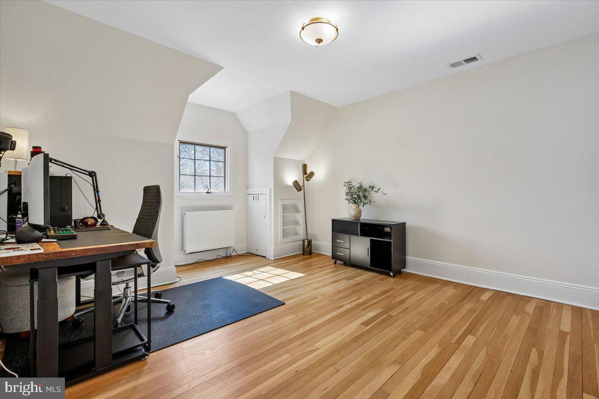 WOODHAVEN - Residential