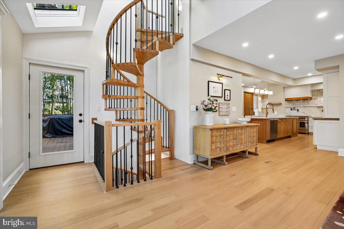 WOODHAVEN - Residential