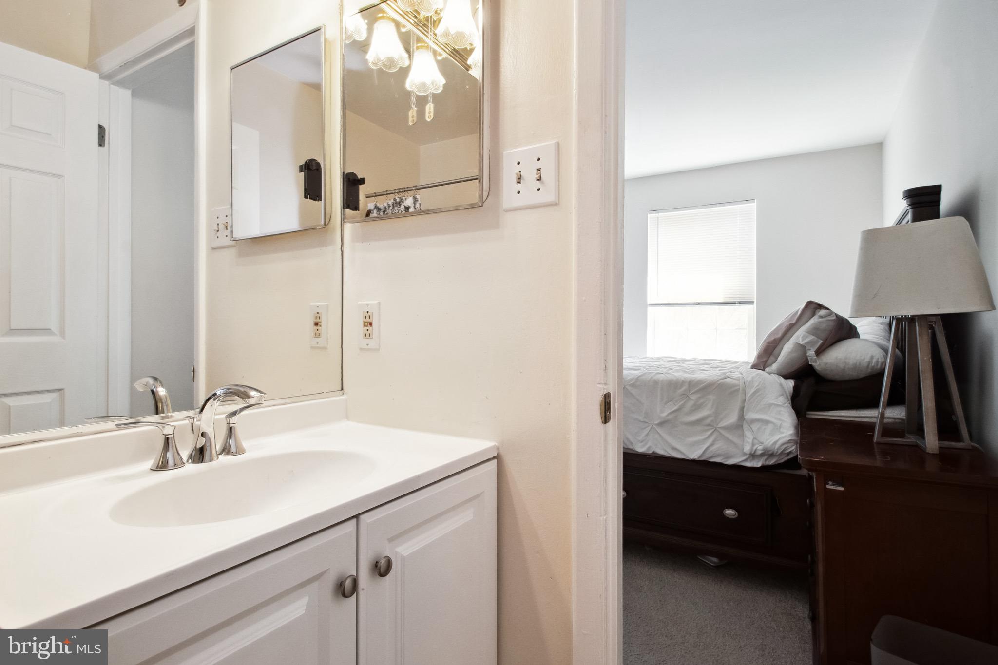 ASHFORD - Residential