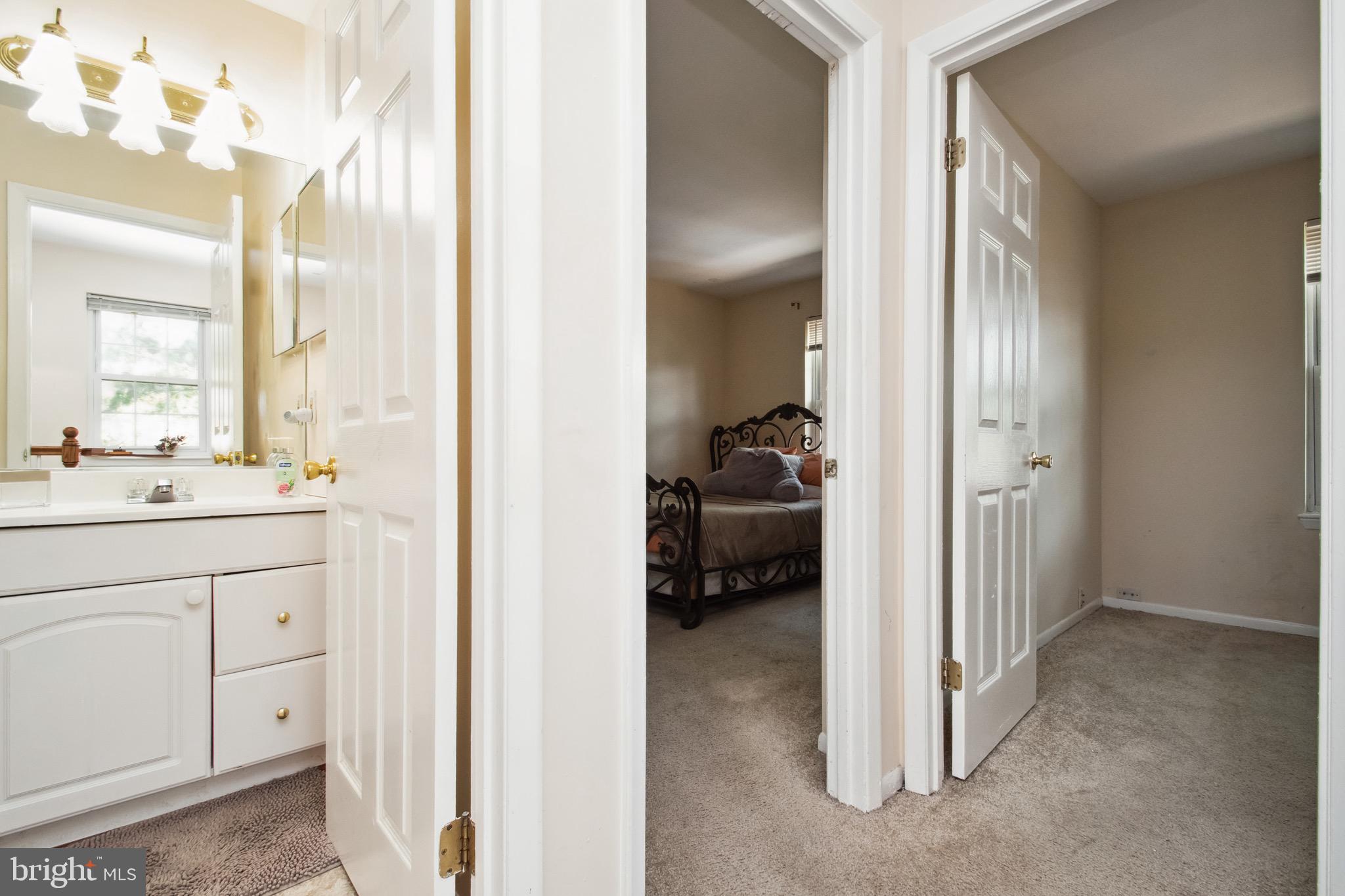 ASHFORD - Residential