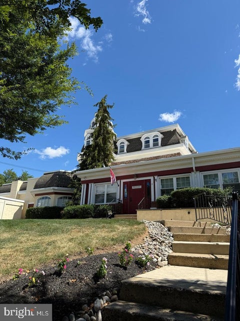 Photo of 122 N York Road #5, HATBORO, PA 19040 (MLS # PAMC2198144)