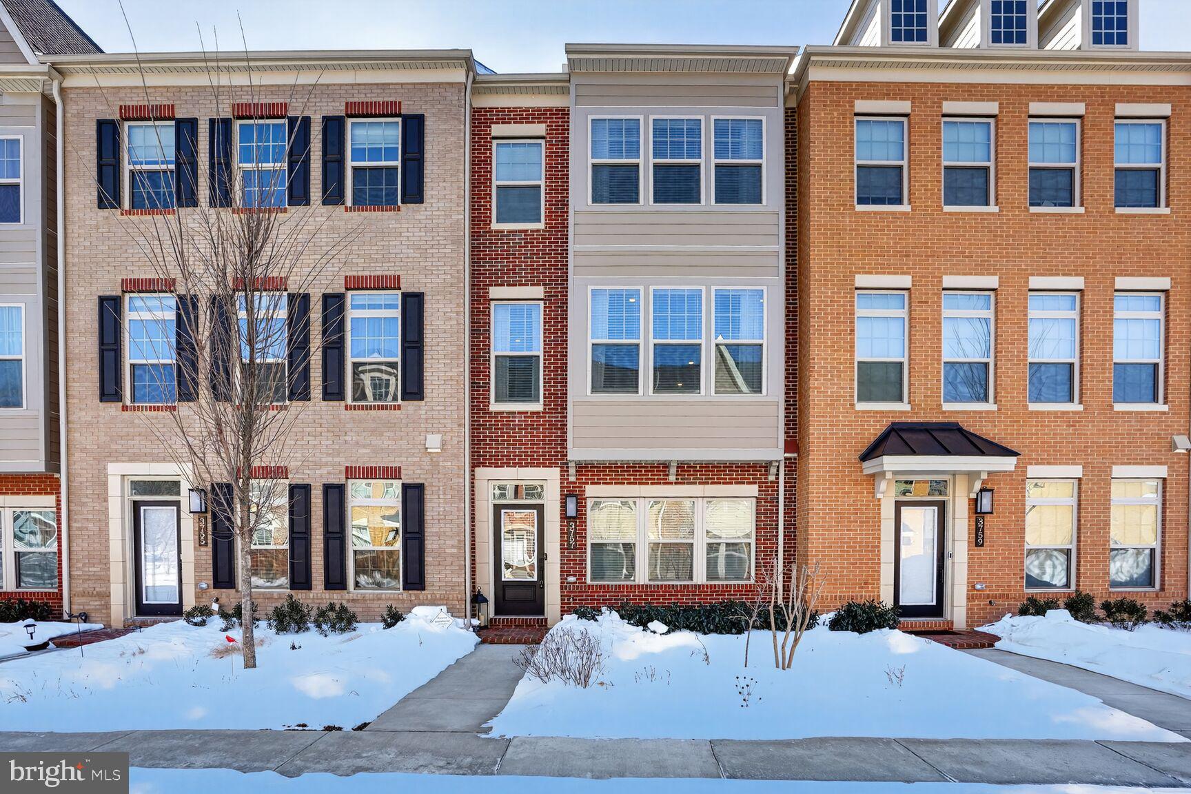 BOULEVARD VI TOWNS - Residential