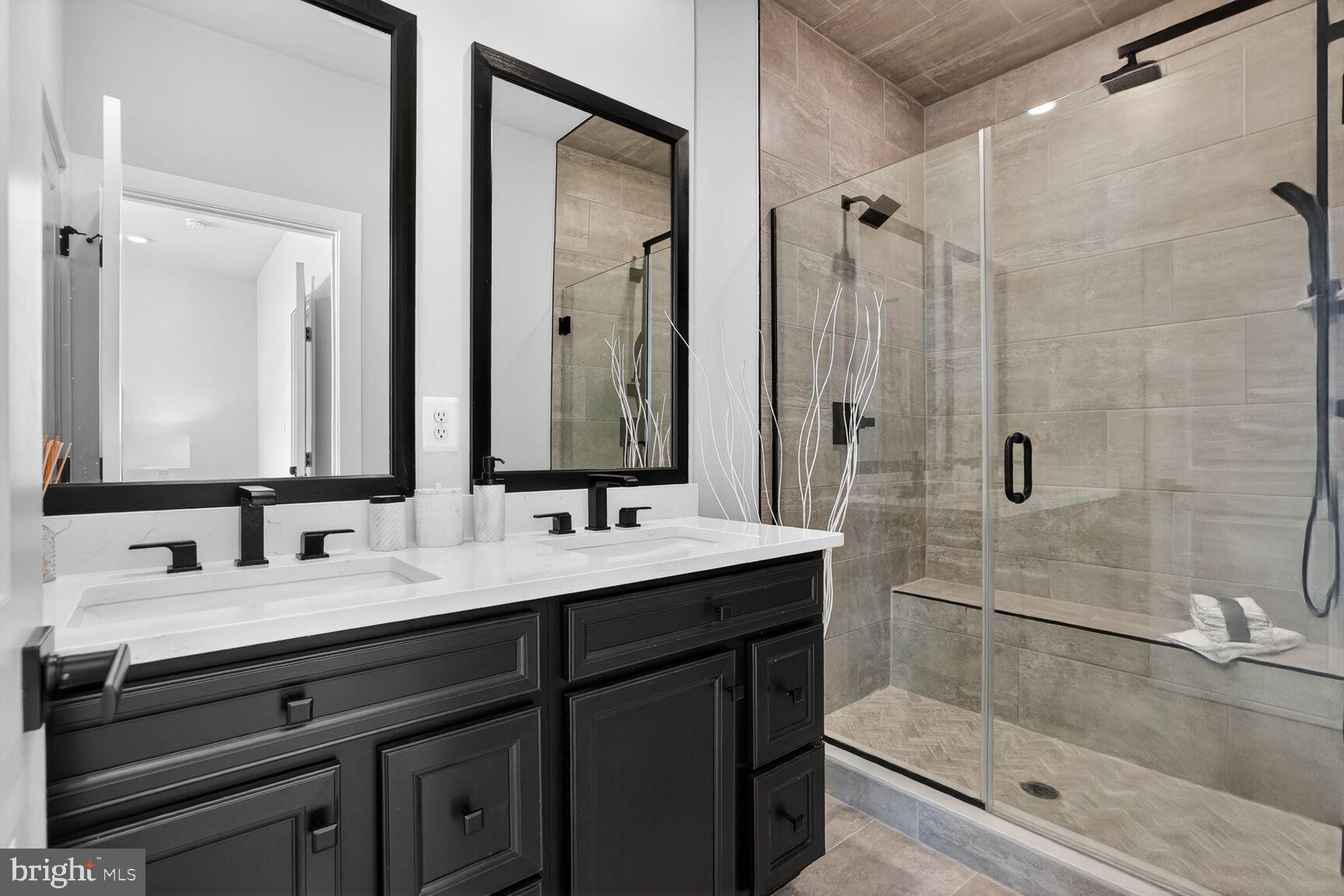 BOULEVARD VI TOWNS - Residential