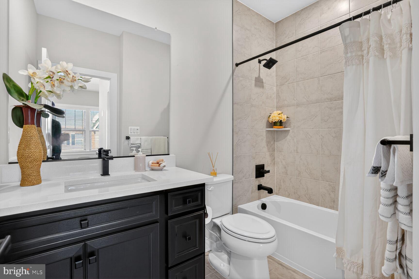 BOULEVARD VI TOWNS - Residential