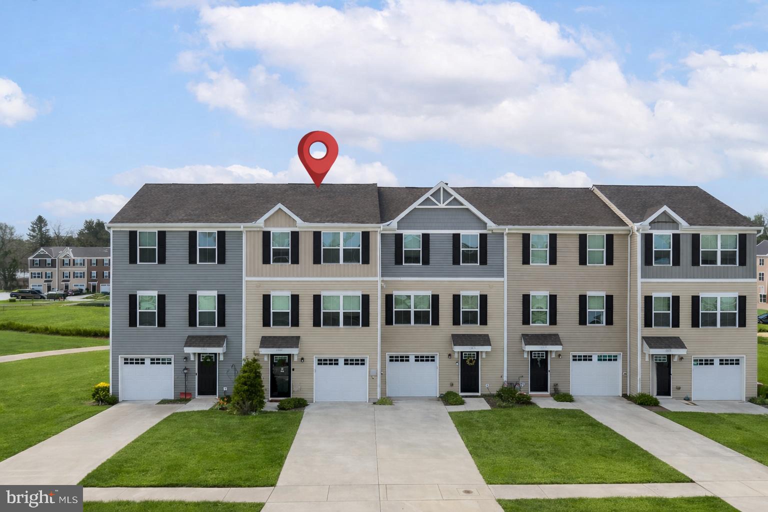 BROOKSTONE TRACE - Residential