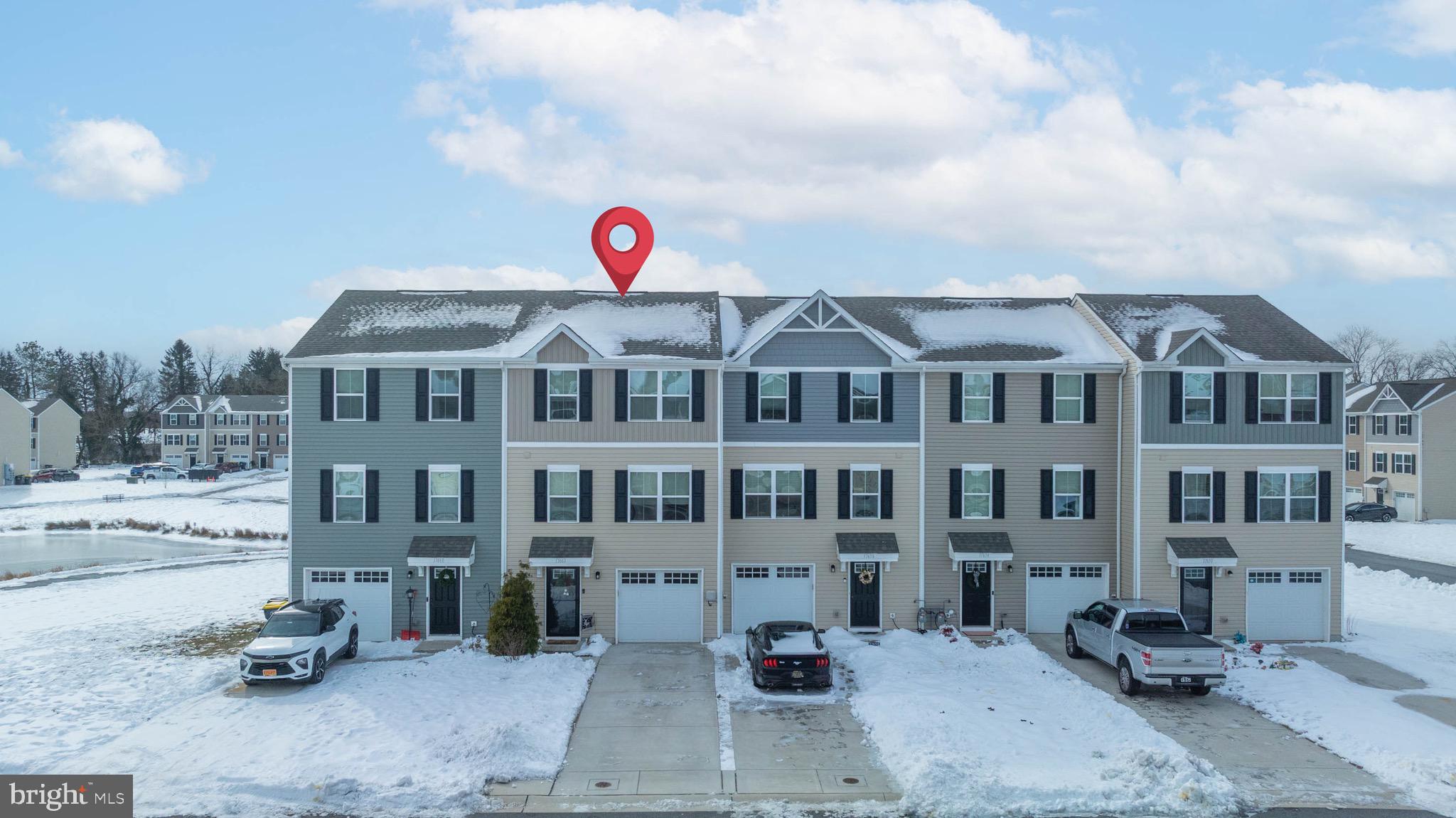 BROOKSTONE TRACE - Residential