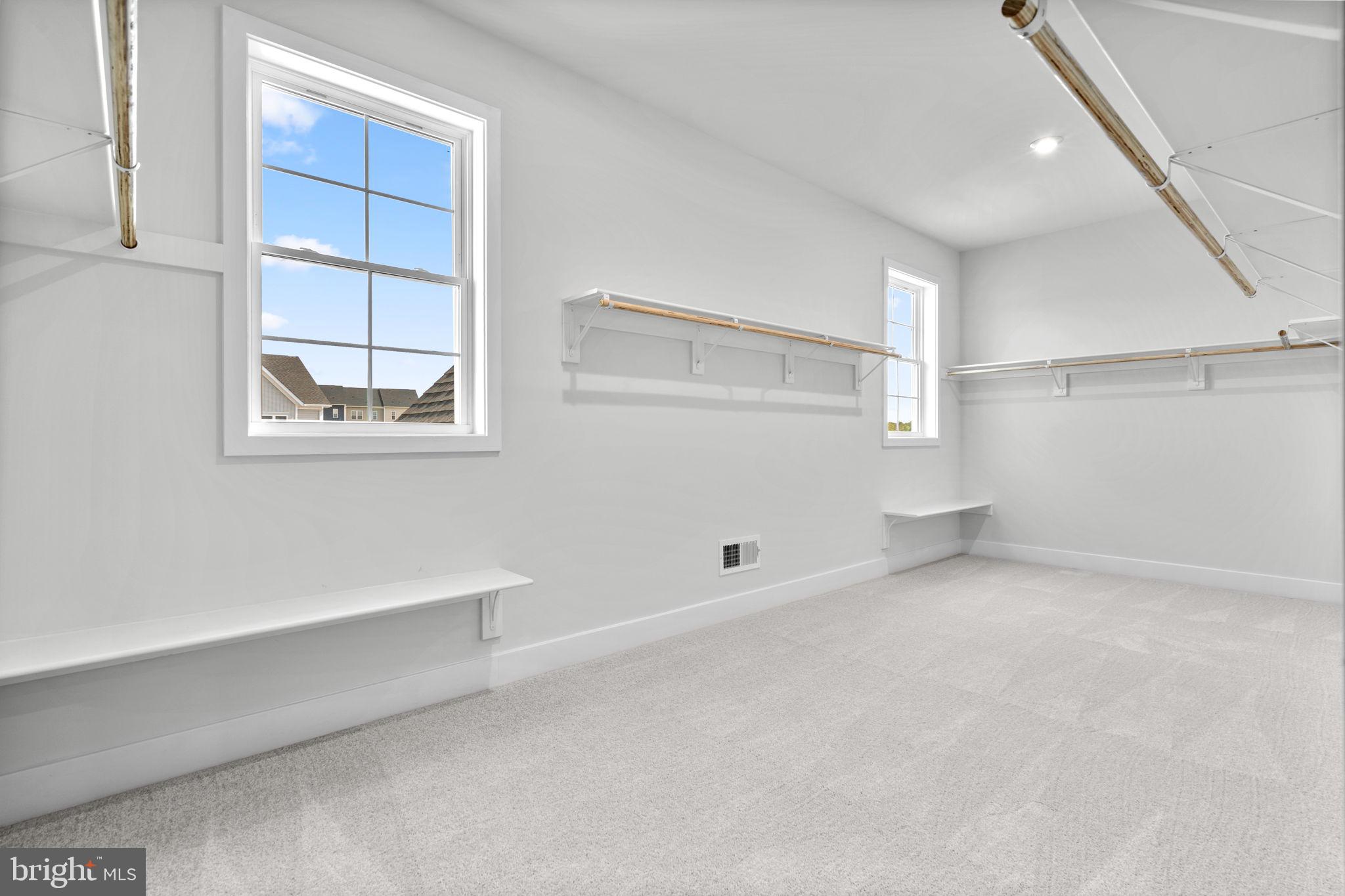 SNOWDEN BRIDGE - Residential