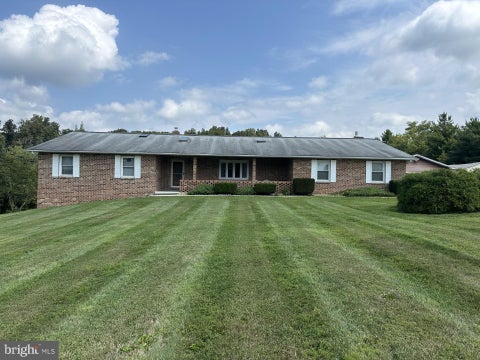 Homes For Sale - 1716 Gablehammer Road<br/> WESTMINSTER, MD 21157