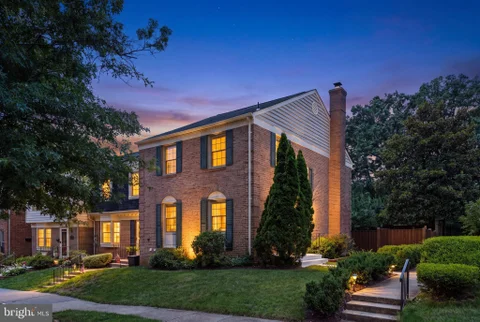5420 Cabot Ridge Court, Fairfax, VA 22032 - #: VAFX2329540