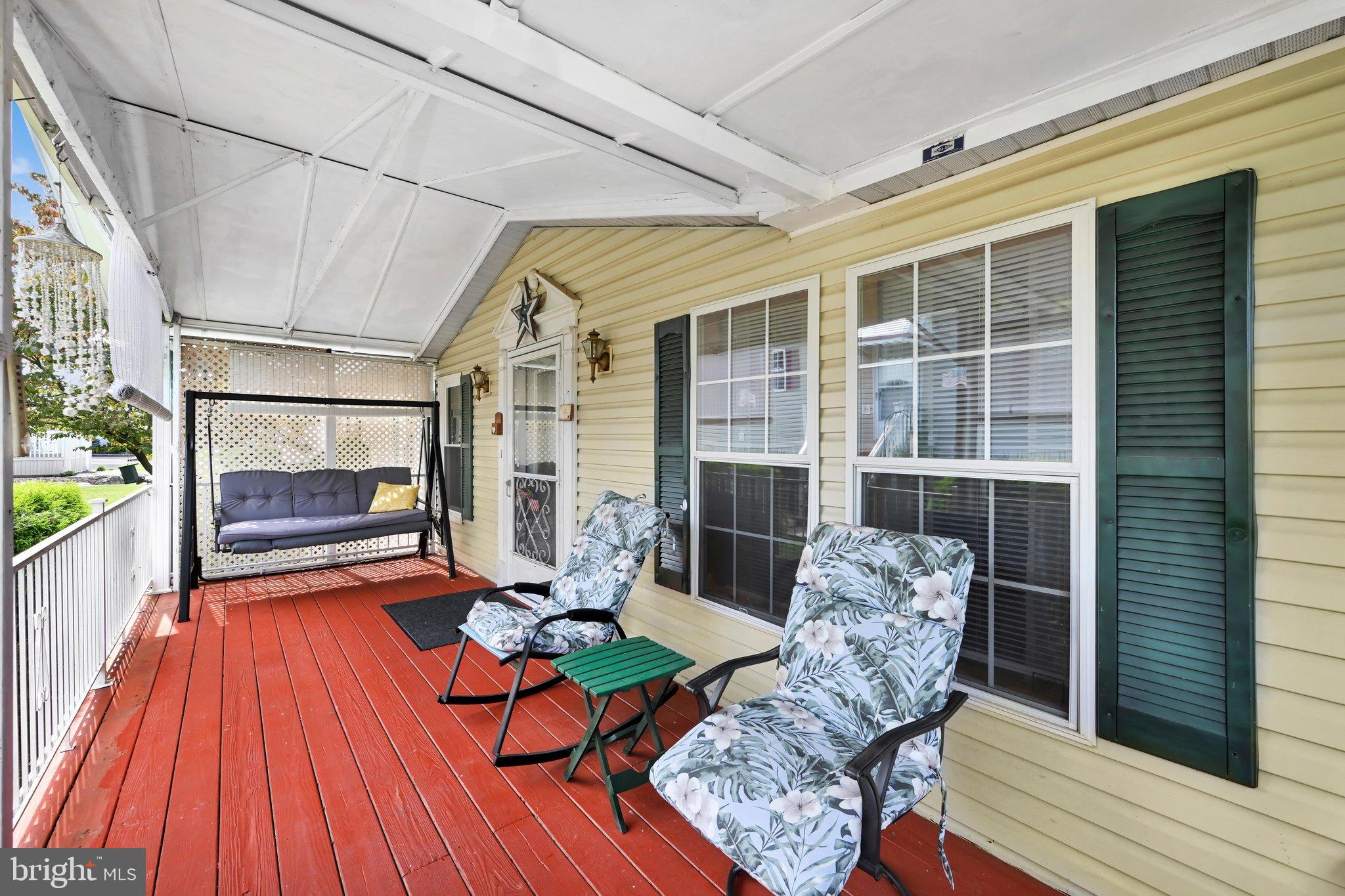16 EDWARD AVENUE