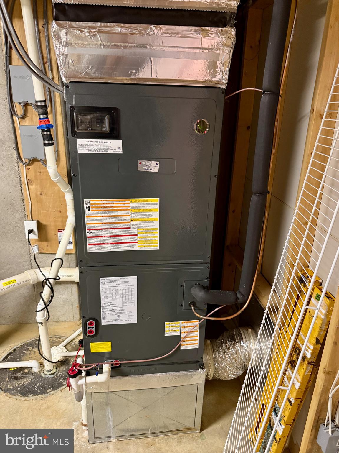 SPRUCE HILL ESTATES - Residential