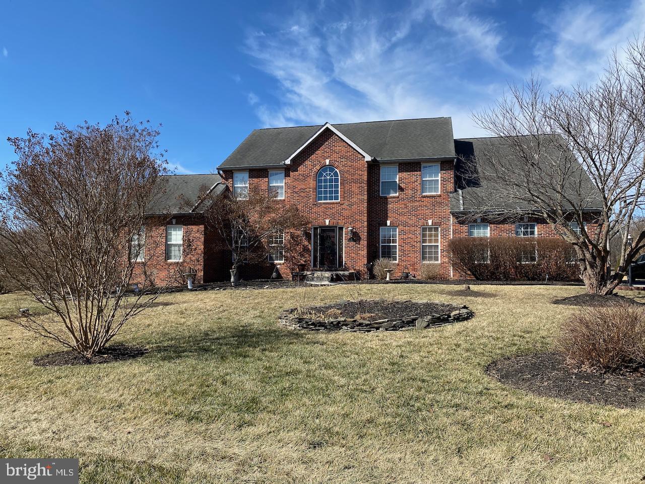 SPRUCE HILL ESTATES - Residential