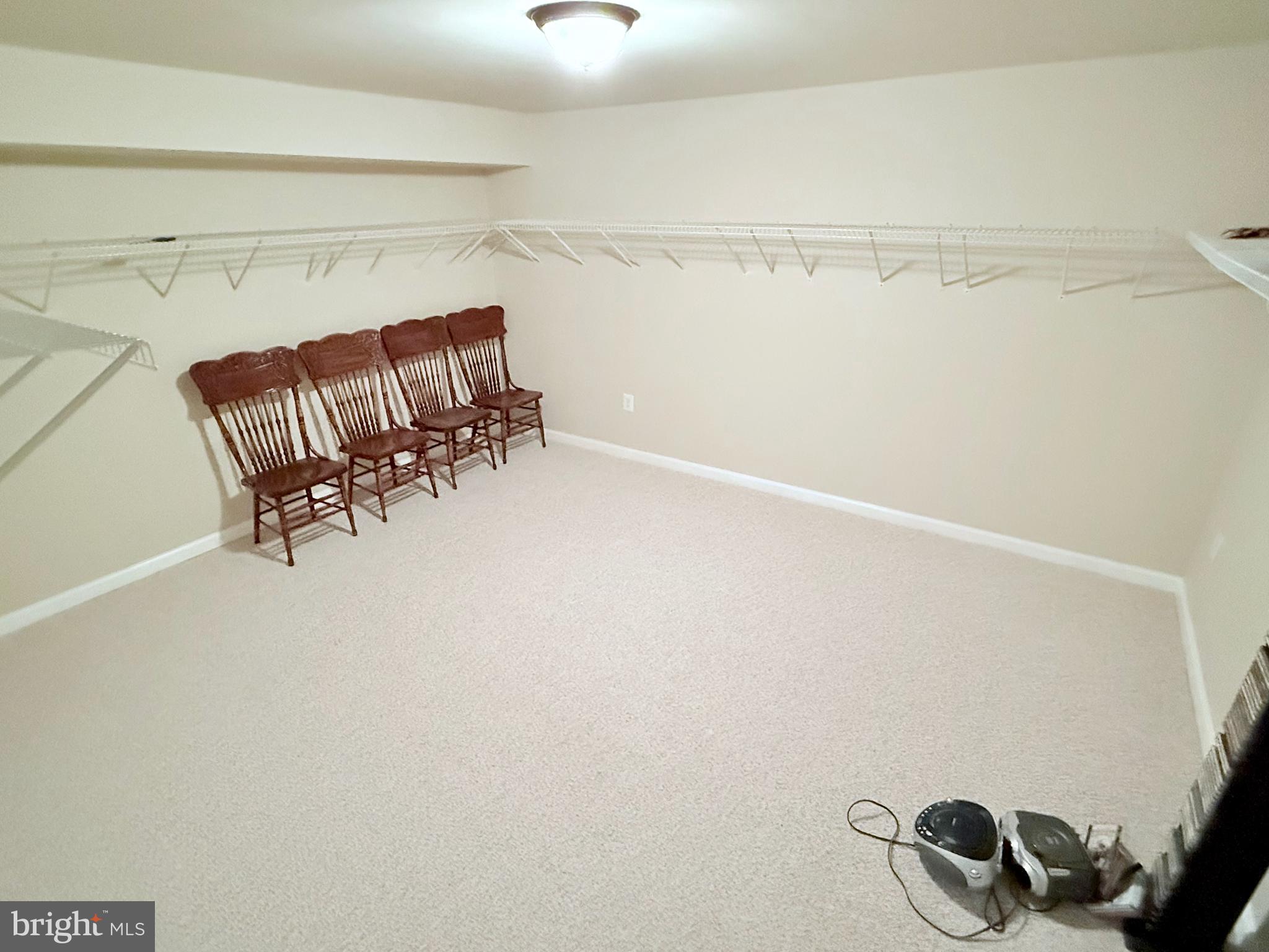 SPRUCE HILL ESTATES - Residential