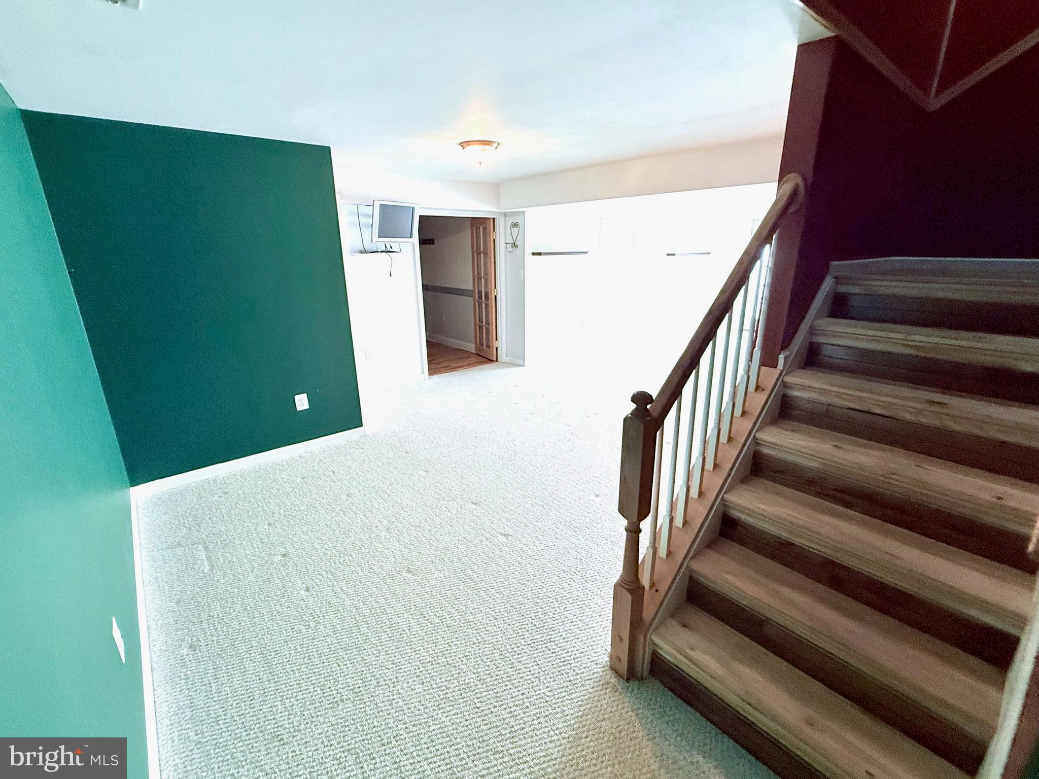 SPRUCE HILL ESTATES - Residential