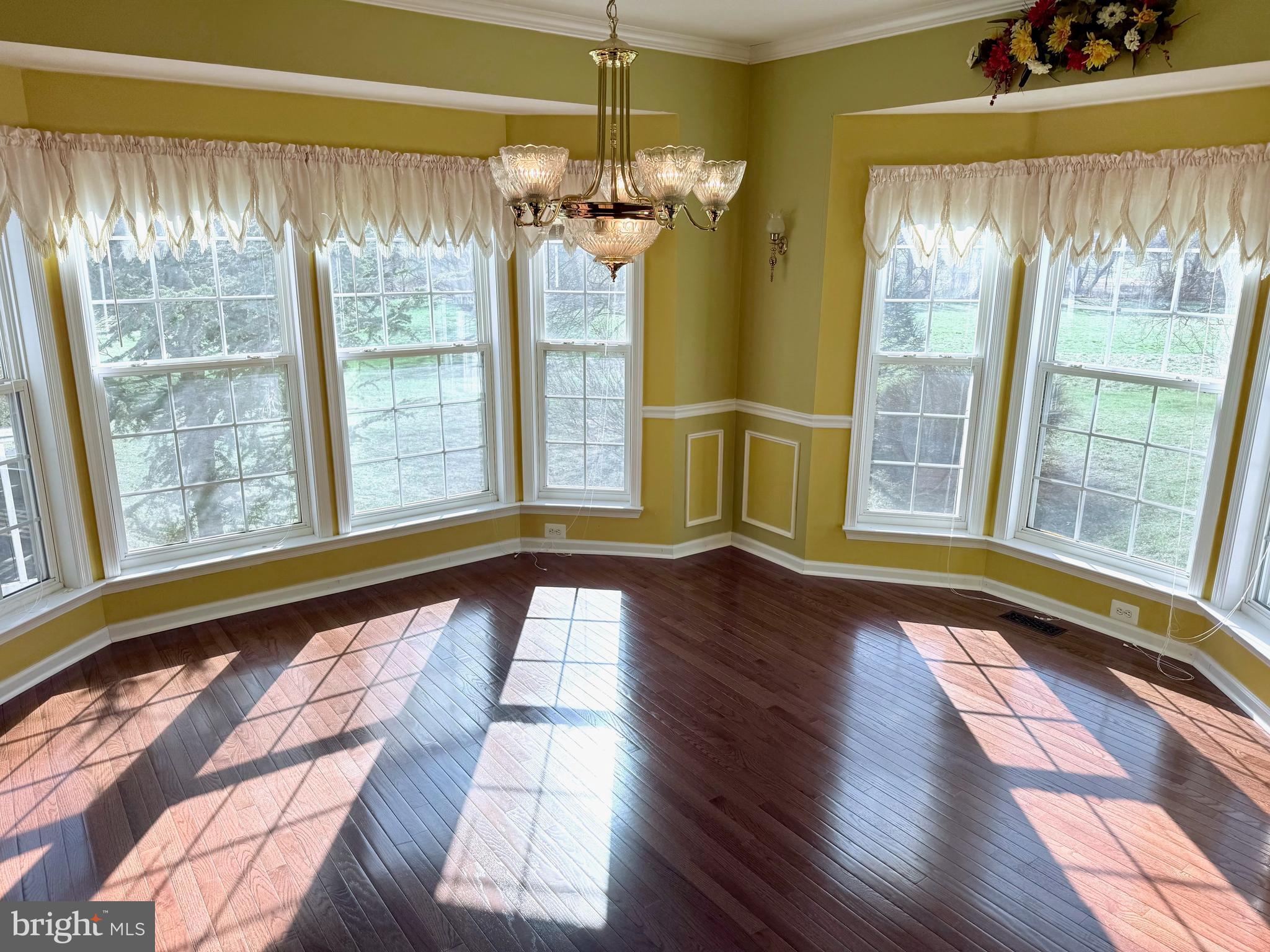 SPRUCE HILL ESTATES - Residential