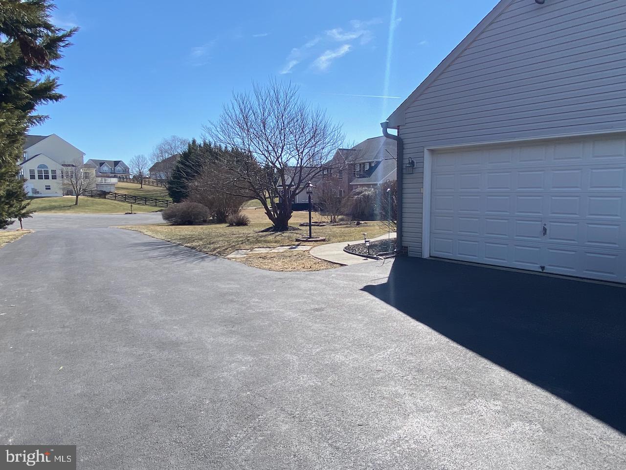 SPRUCE HILL ESTATES - Residential