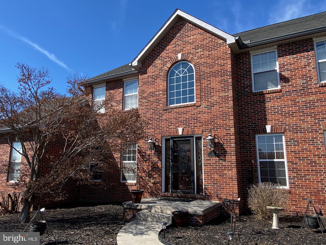 SPRUCE HILL ESTATES - Residential