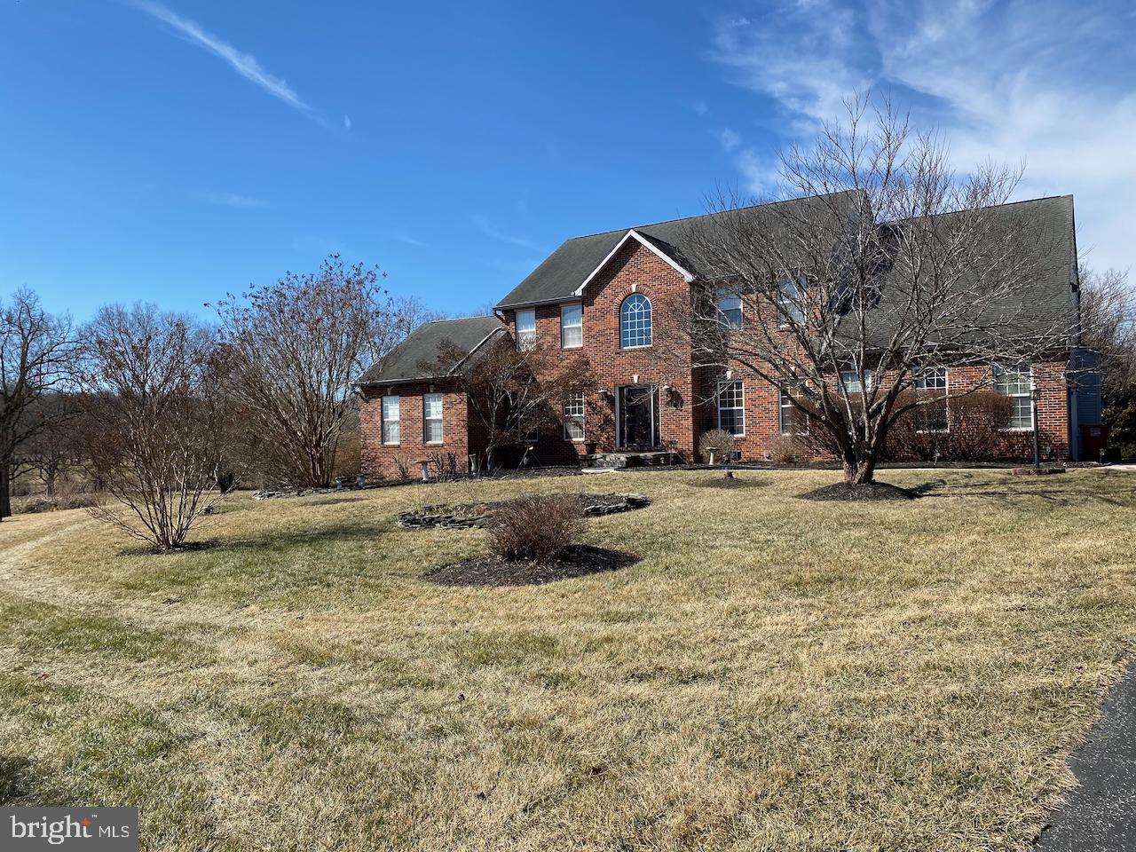 SPRUCE HILL ESTATES - Residential