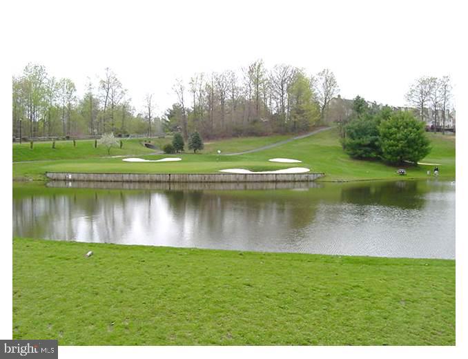 PENDERBROOK SQUARE CONDOMINIUMS - Residential