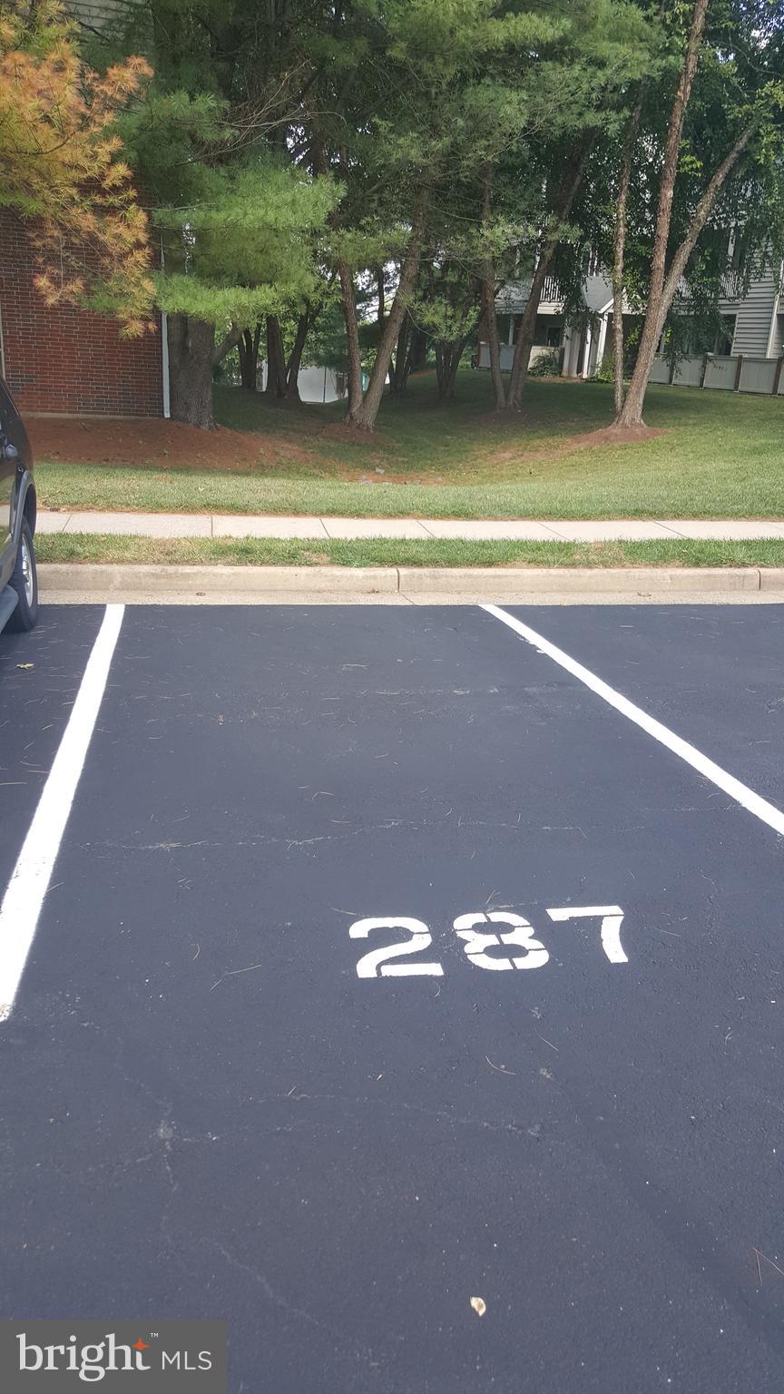 PENDERBROOK SQUARE CONDOMINIUMS - Residential